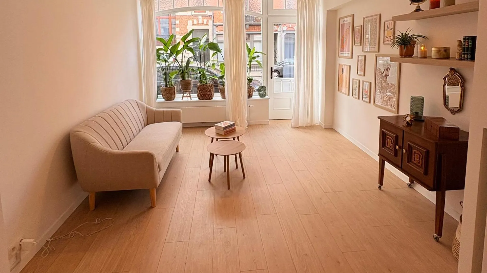 Guest house Room With Ensuite And Garden Brussels