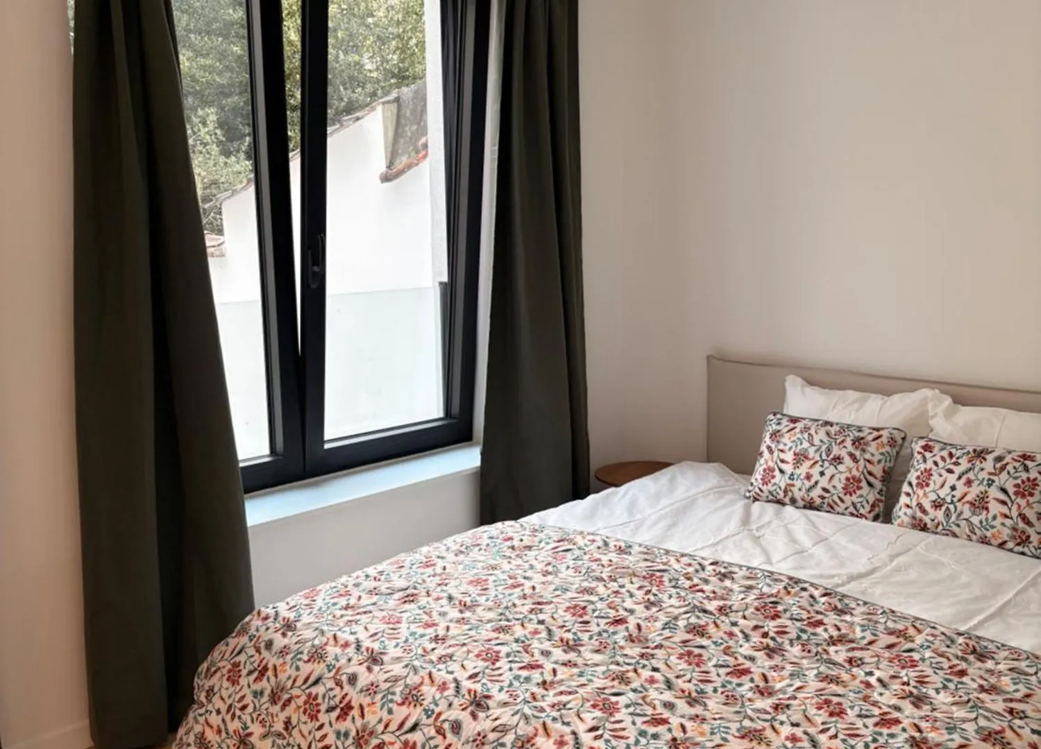 Guest house Room With Ensuite And Garden Brussels Belgium